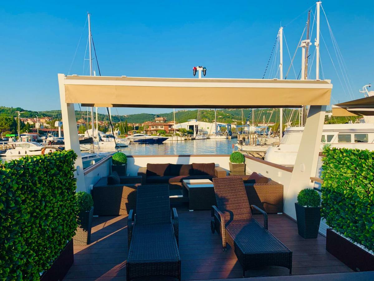 Floating Sea House Aurora Villa Portorož Dış mekan fotoğraf